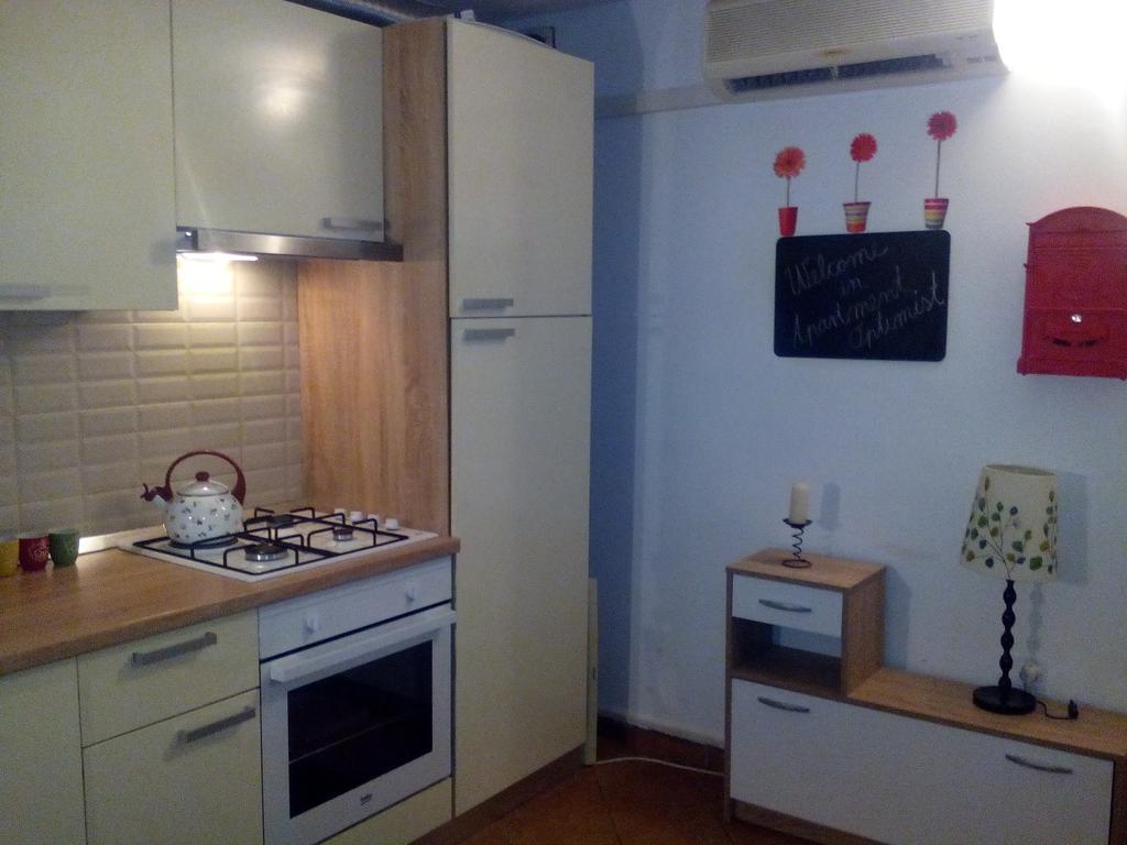 Optimist Split Apartment Екстериор снимка