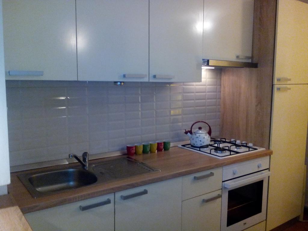Optimist Split Apartment Екстериор снимка