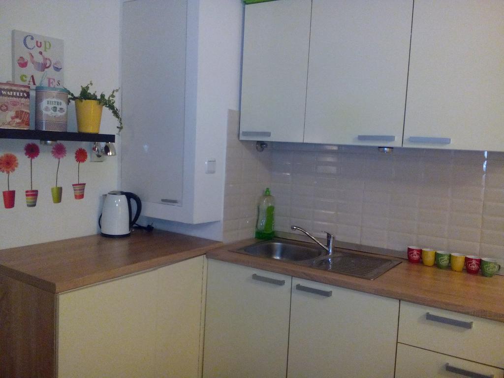 Optimist Split Apartment Екстериор снимка