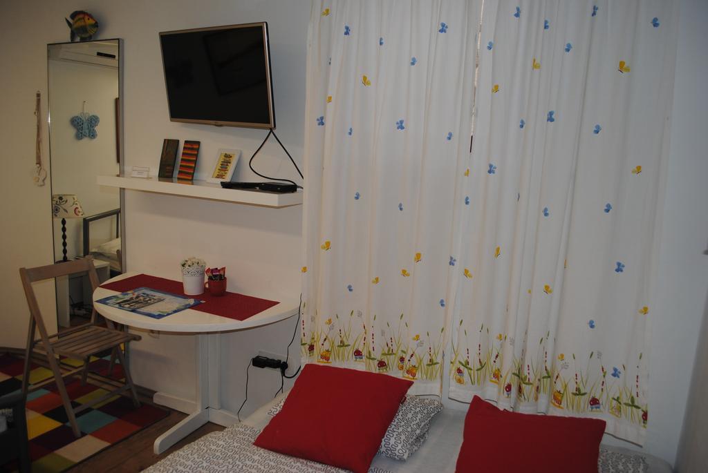 Optimist Split Apartment Екстериор снимка